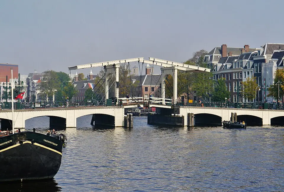 Magere Brug (Skinny Bridge)